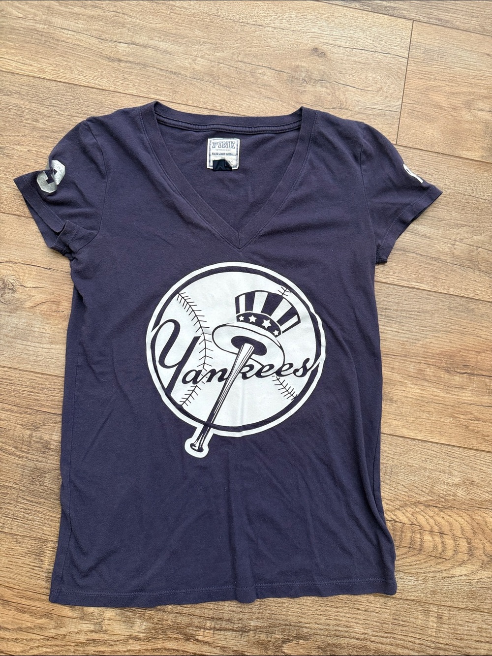 PINK Victoria's Secret Navy Yankees T-shirt S